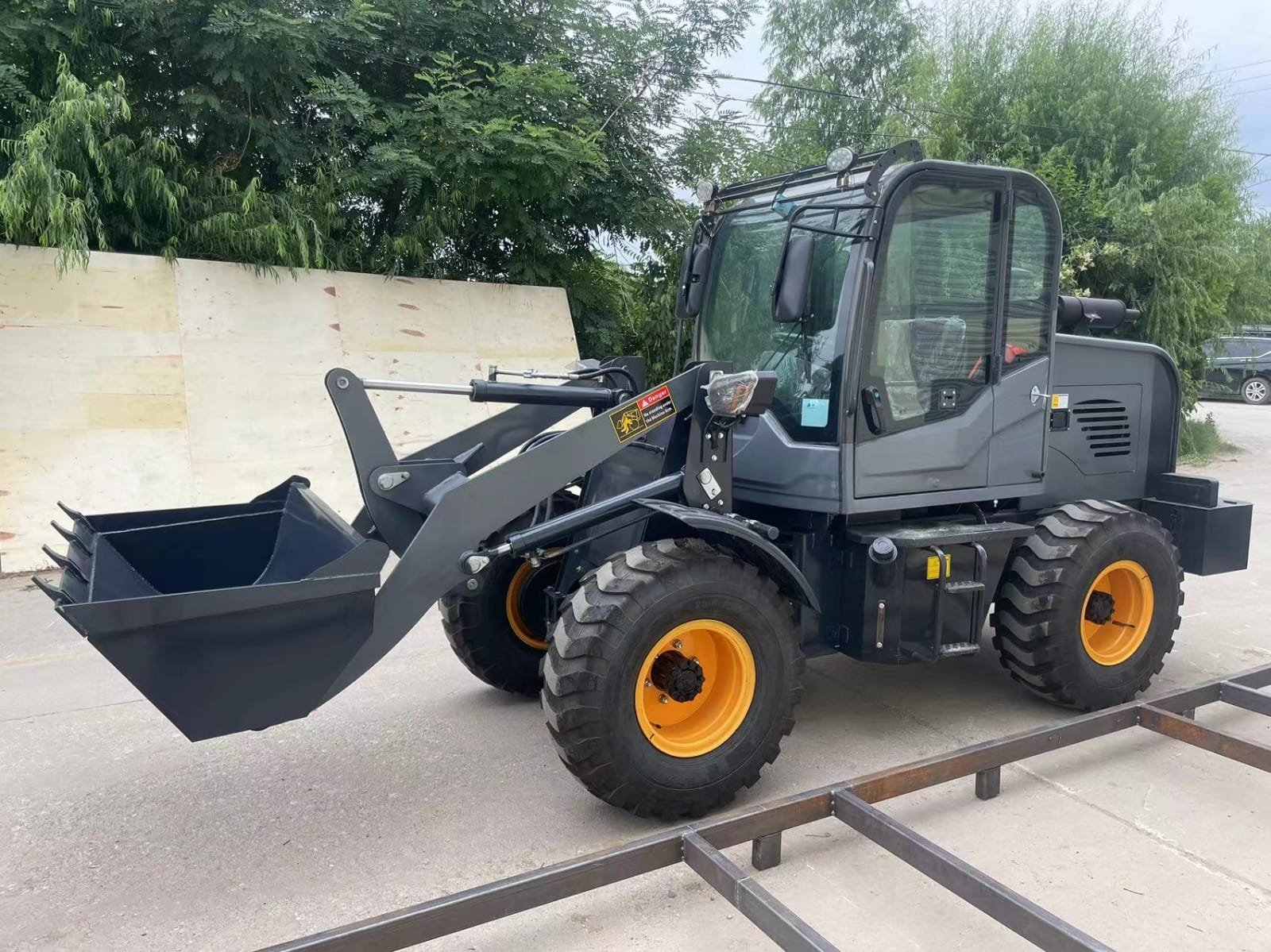 Chargeurs sur roues à louer à Soignies